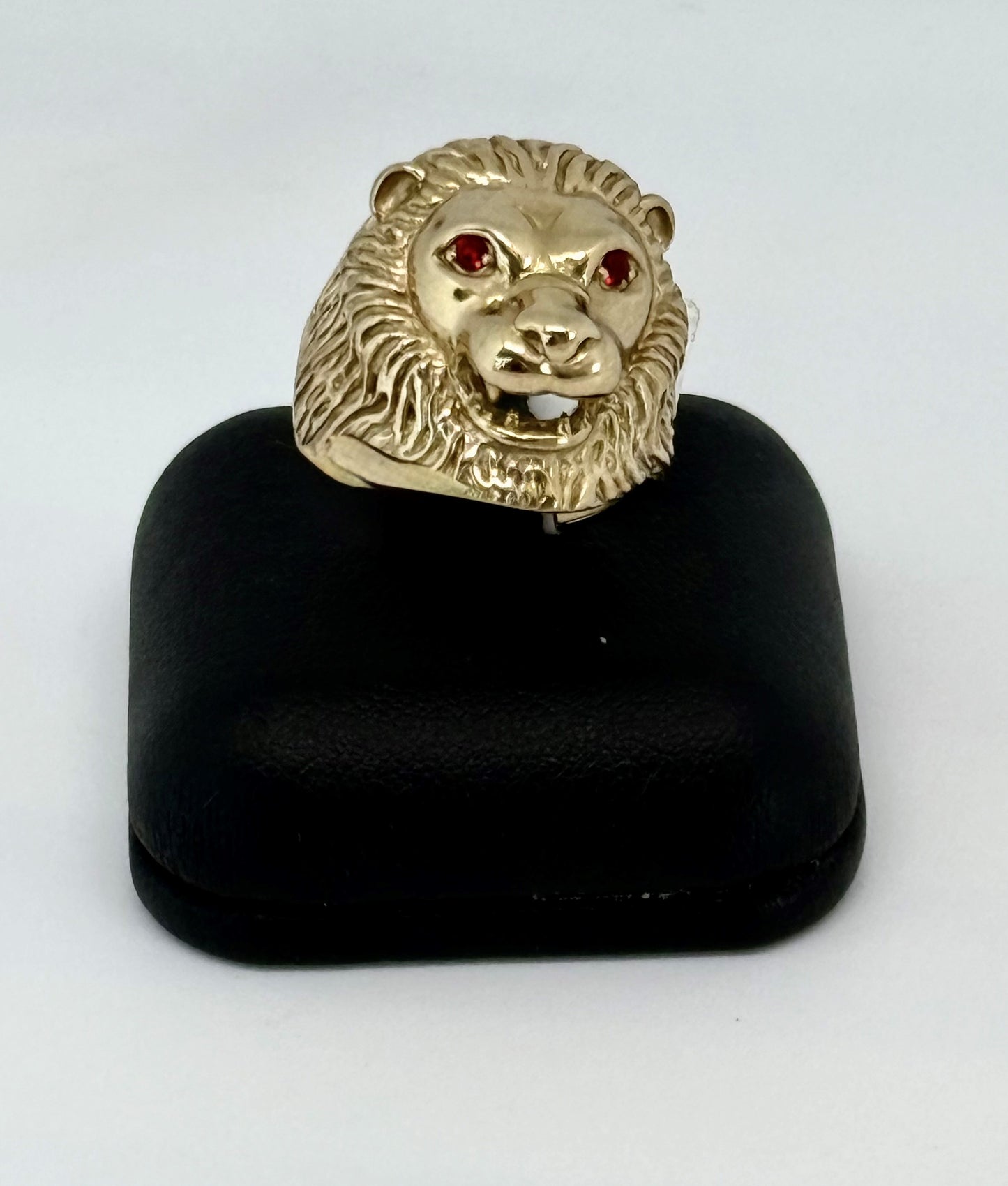 Brass lion ring with cubic zirconia stones
