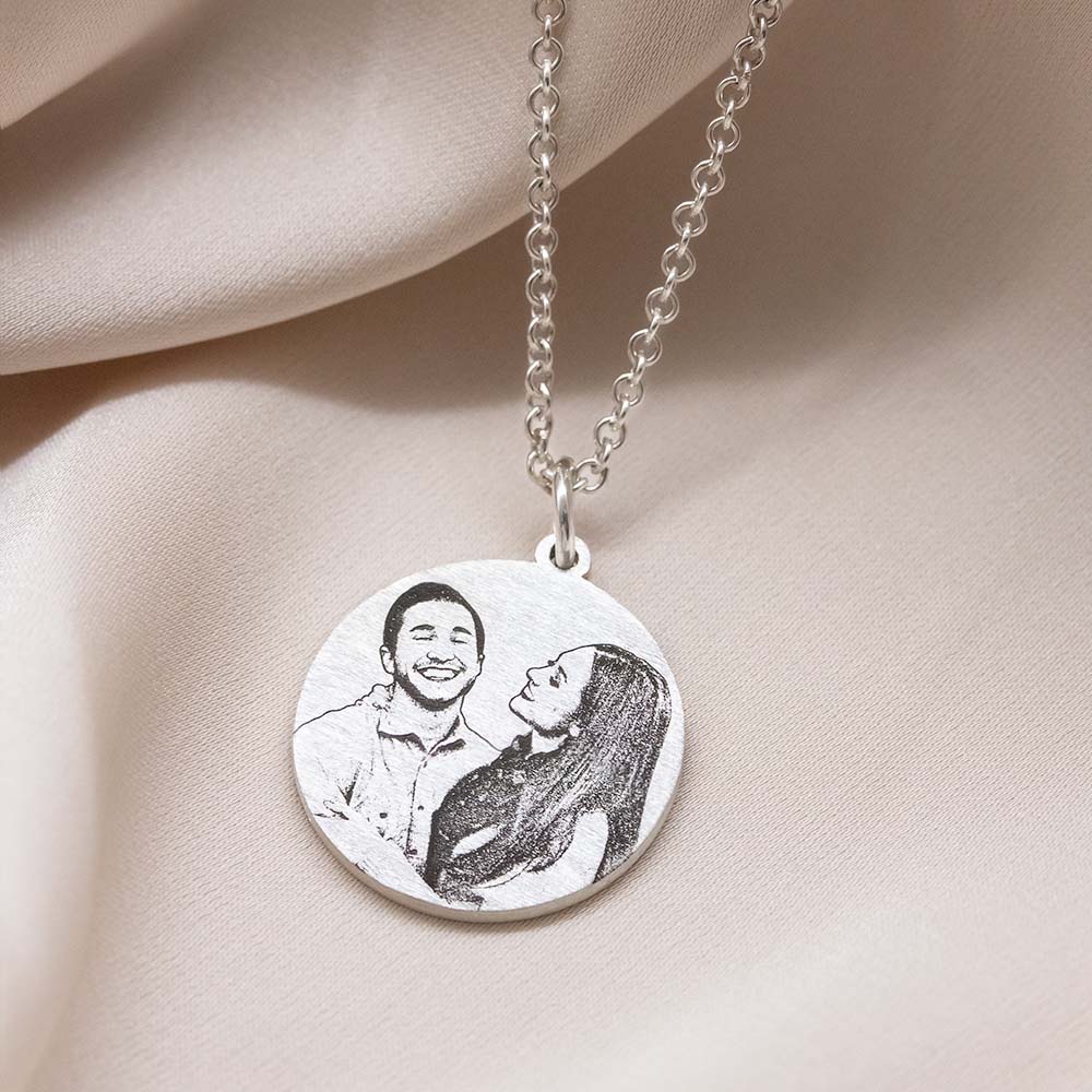 Engraving Done on Chains