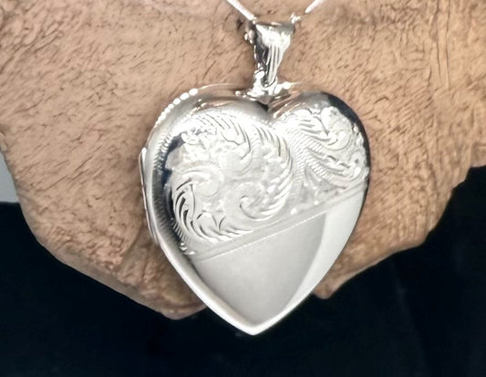 Large silver heart locket, half engraved pattern/ Large size